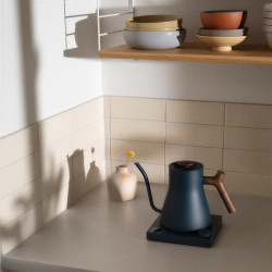 Fellow Stagg EKG PRO stone blue + walnut | Wasserkocher Gooseneck